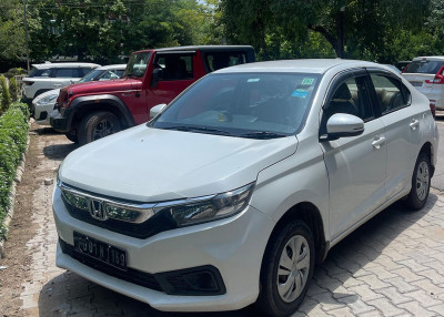 Honda Amaze Self Drive Car Chandigarh, Mohali, and Panchkula