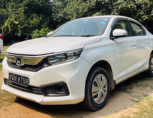 Top Advantages of Choosing a Self-Drive Car on Rent in Chandigarh